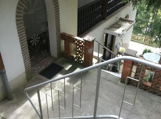 Weise * Unterweissbach